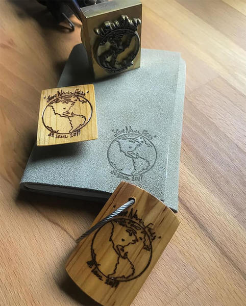 Clear and crisp mark on leather and wood